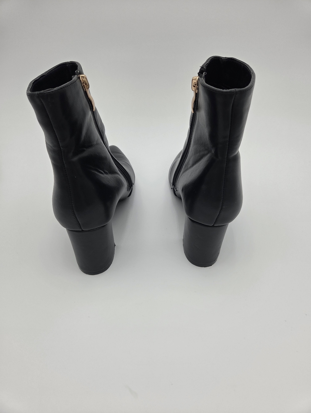 Lulu's Black Pointed Toe Ankle Booties with Side Zip Faux Leather Size 7 - Picture 4 of 7